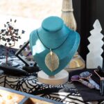 Medium Necklace Display  18x14cm - Image 6