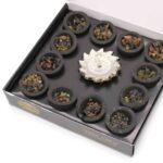 Box of 12 Resin Cups - Three Kings - Image 4