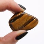 Bag of 12 Medium African Tumble Stones - Tigers Eye - Golden - Image 2