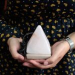 Quality USB Pyramid WHITE Salt Lamp - 9 cm (multi) - Image 3