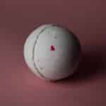 Coconut Dream Bath Bomb - 180g - Image 4