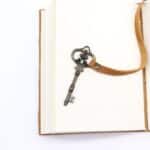 Oiled Tan Leather & Key - 200 pages - 13x18cm - Image 4