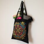1x Bolsa Tote Clássica Icônica - Bússola da Vida - Preta 170g - Image 4